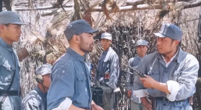 1946年，中原的李先念、王树声、王震放弃根据地，实施突围。其实中原当时有六万多