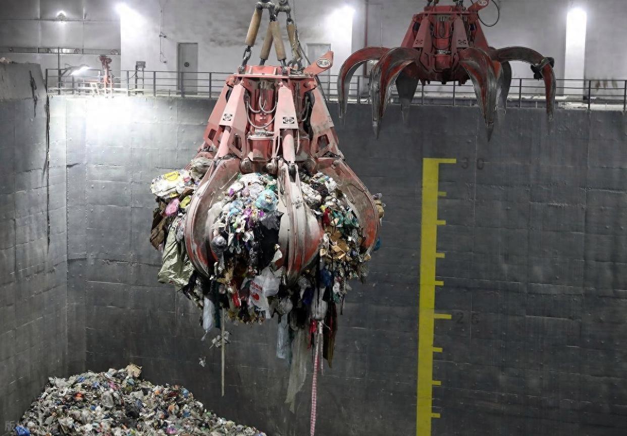 垃圾居然成稀缺资源？为了找垃圾烧，中国开始挖几十年前的填埋场要是十几年前有人说