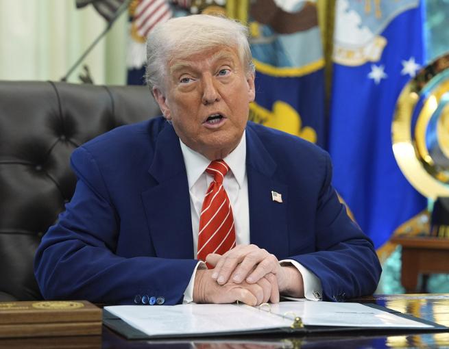 国家有没有骨气,真不是看国土大小、人口多少,3000多万人口的马来西亚最近就给全