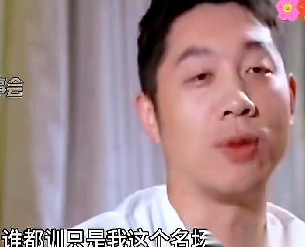 许昕和马龙在国乒危难时，直接回队援助弟弟妹妹们。以前在队里，许昕是被刘国梁训得