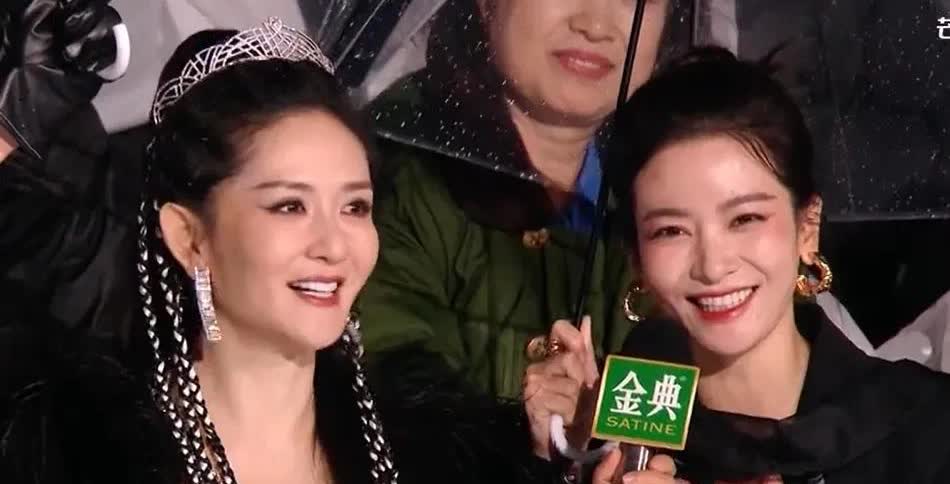 李晟终于肯阴阳了，对于谢娜问对于热搜话题“李晟团的分也太低了吧”怎么看时，李晟毫