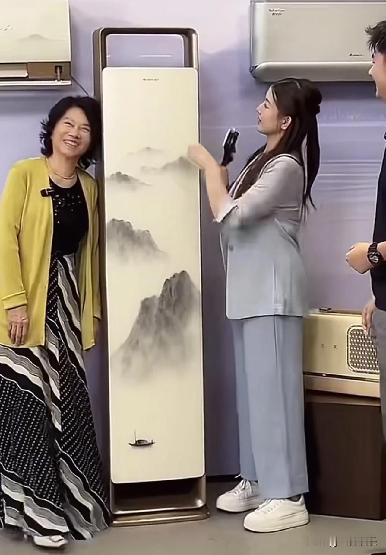 董明珠这状态，真的是绝了！按理说，71岁的人，早都应该头发花白，脸上布满皱纹，牙