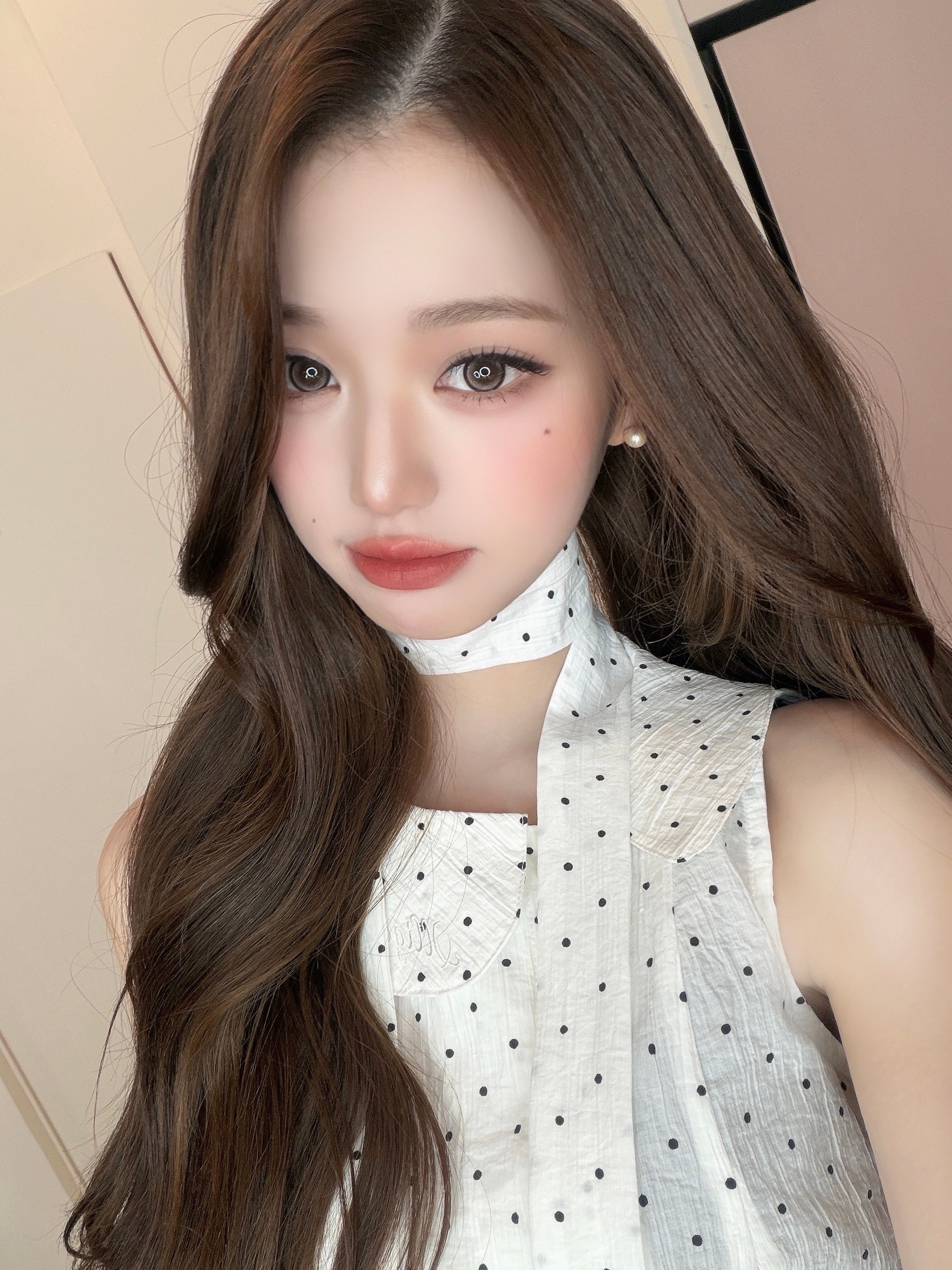 张元英适合印小卡的自拍🐰