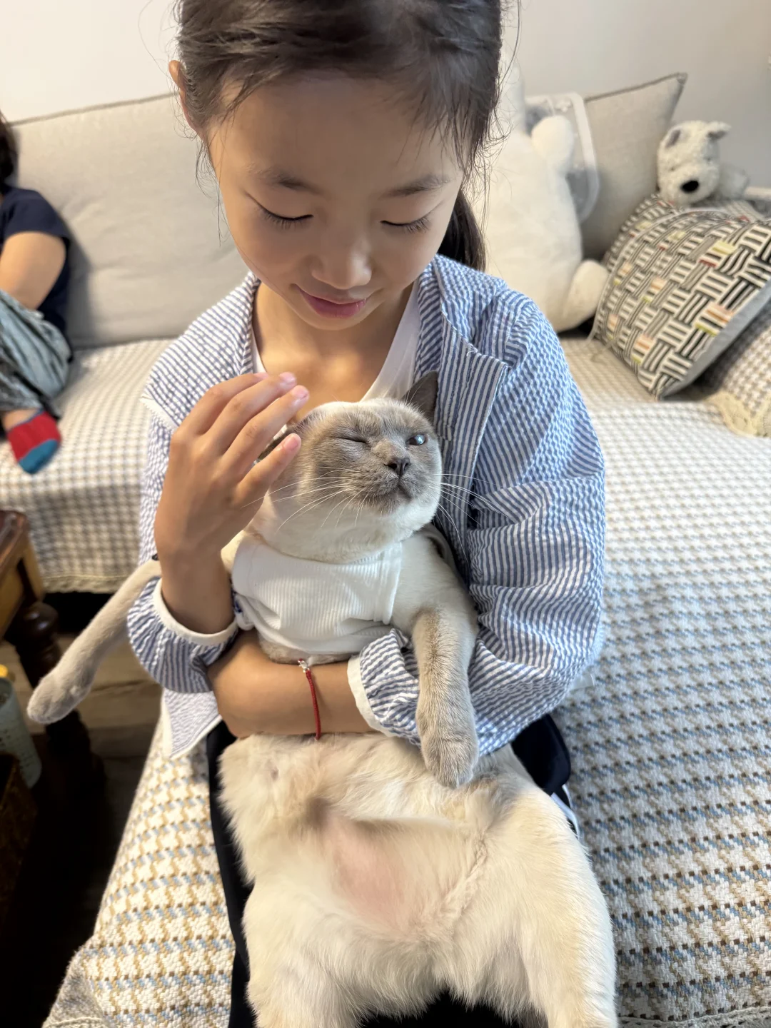 妹妹抱我