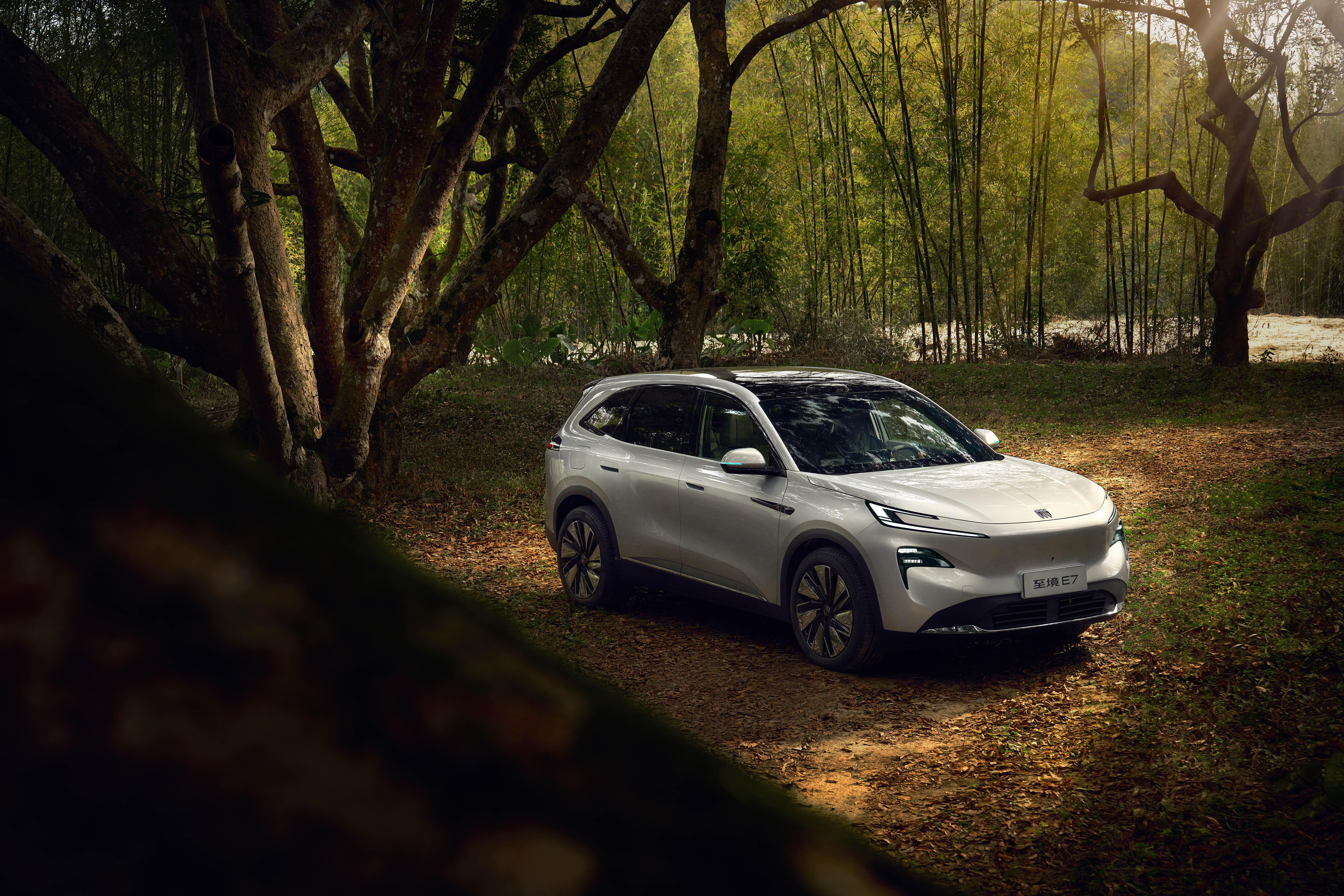 新车情报局今日，别克高端新能源子品牌至境旗下首款SUV——别克至境E7公布三