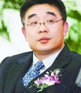 🌙复旦大学钱文忠教授，撕开了中国社会当下最大的遮羞布，振聋发聩！他说：“我们的