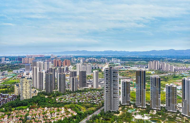 成都房价还在跌！成都高新区这房价跌得也太狠了吧，从2.4万直接跌到1