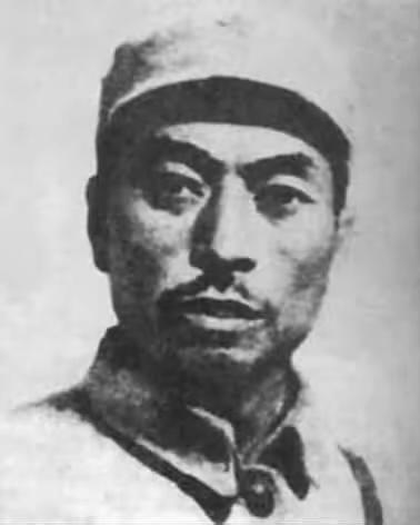 1951年，北京审讯室内，一个特务突然求饶：“饶了我吧！我告诉你们一个秘密，害死