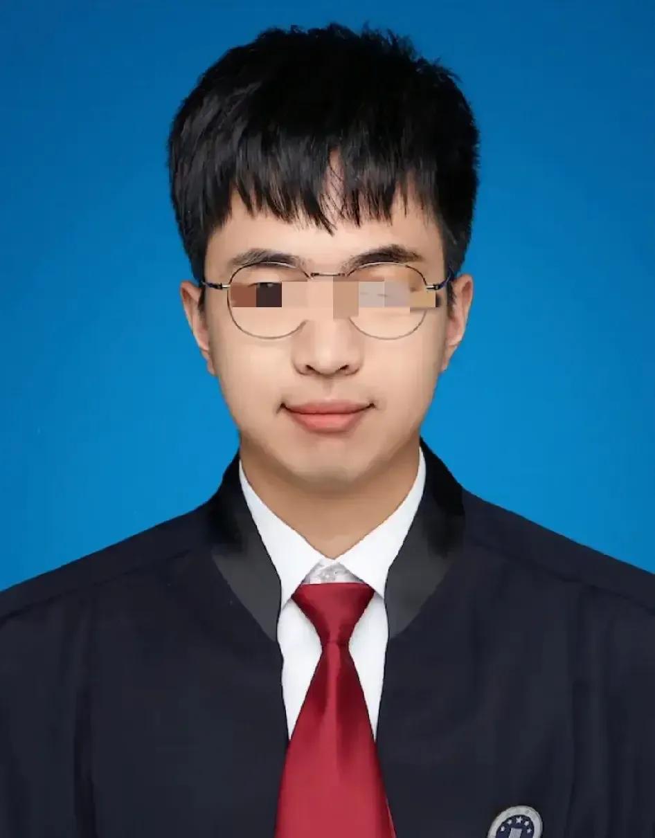 苏志鹏差点就进去事业单位，要知道他不仅用毒药毒猫，还抓住猫往猫嘴里灌腐蚀性液体，