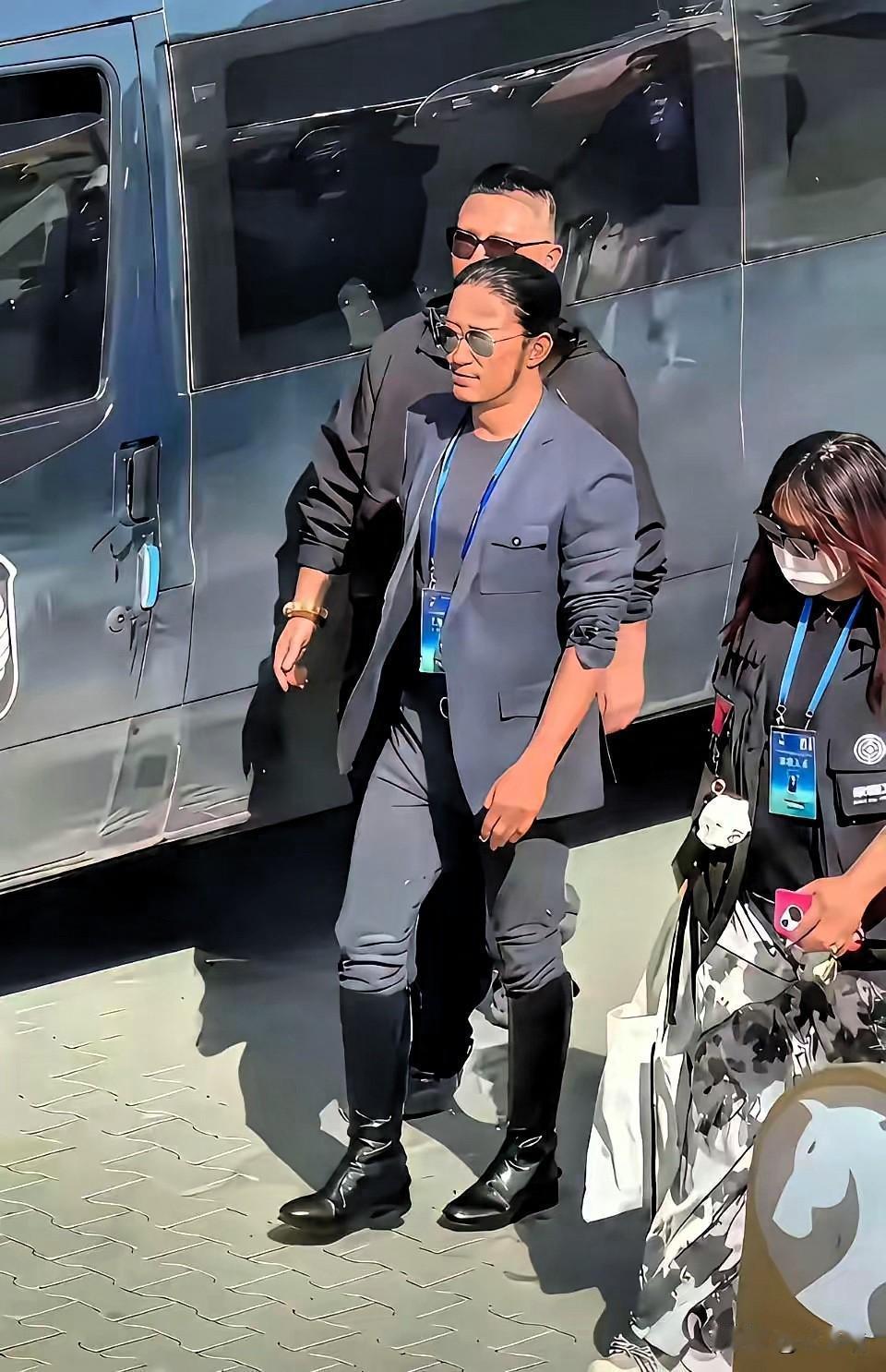 惊！吴京竟是多尔衮后人？家谱实锤正白旗包衣，网友：这反转太意外网上疯传吴京