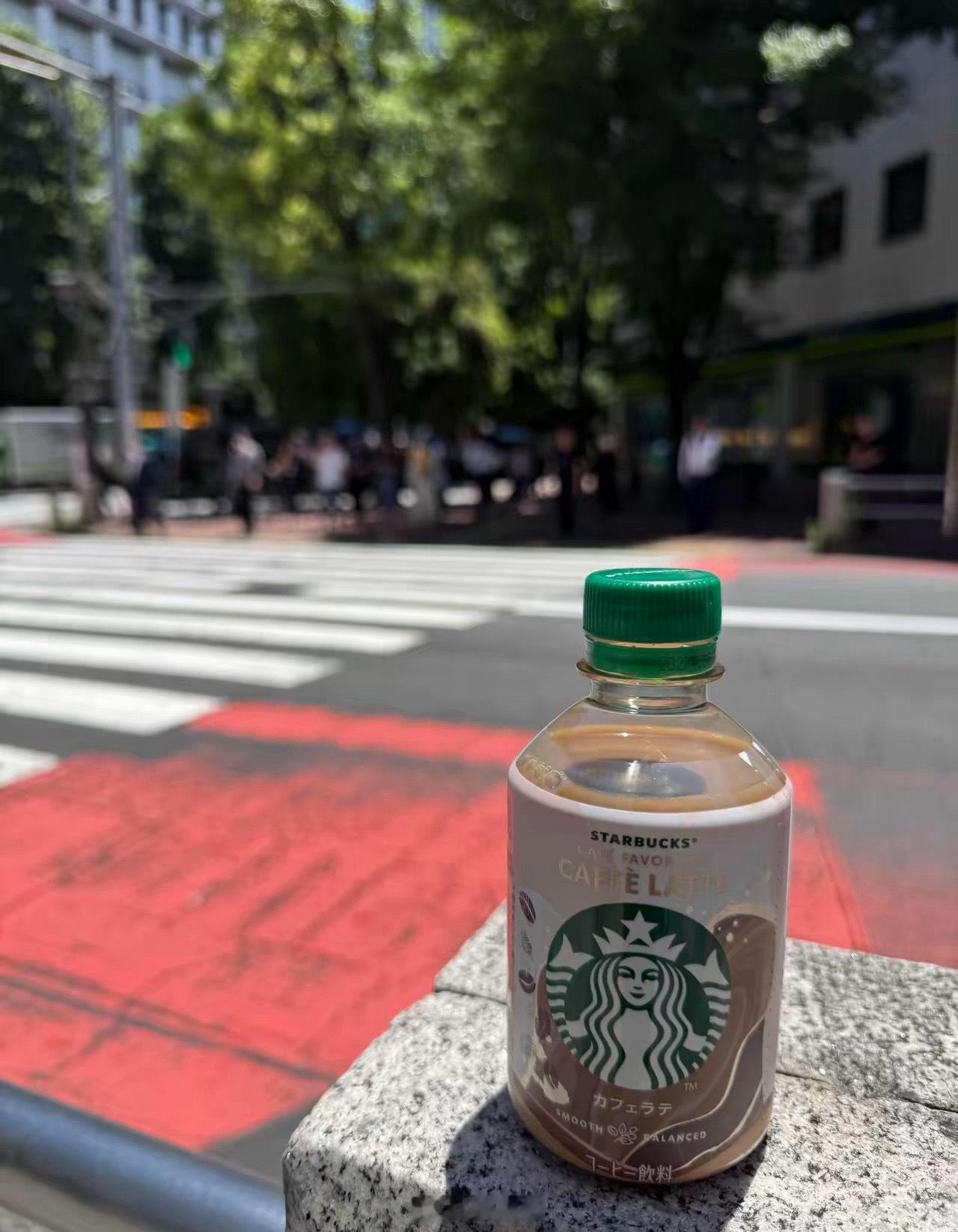 日本的物价，这瓶小咖啡192日元。今天汇率是100日元=4.25元人民币左右。