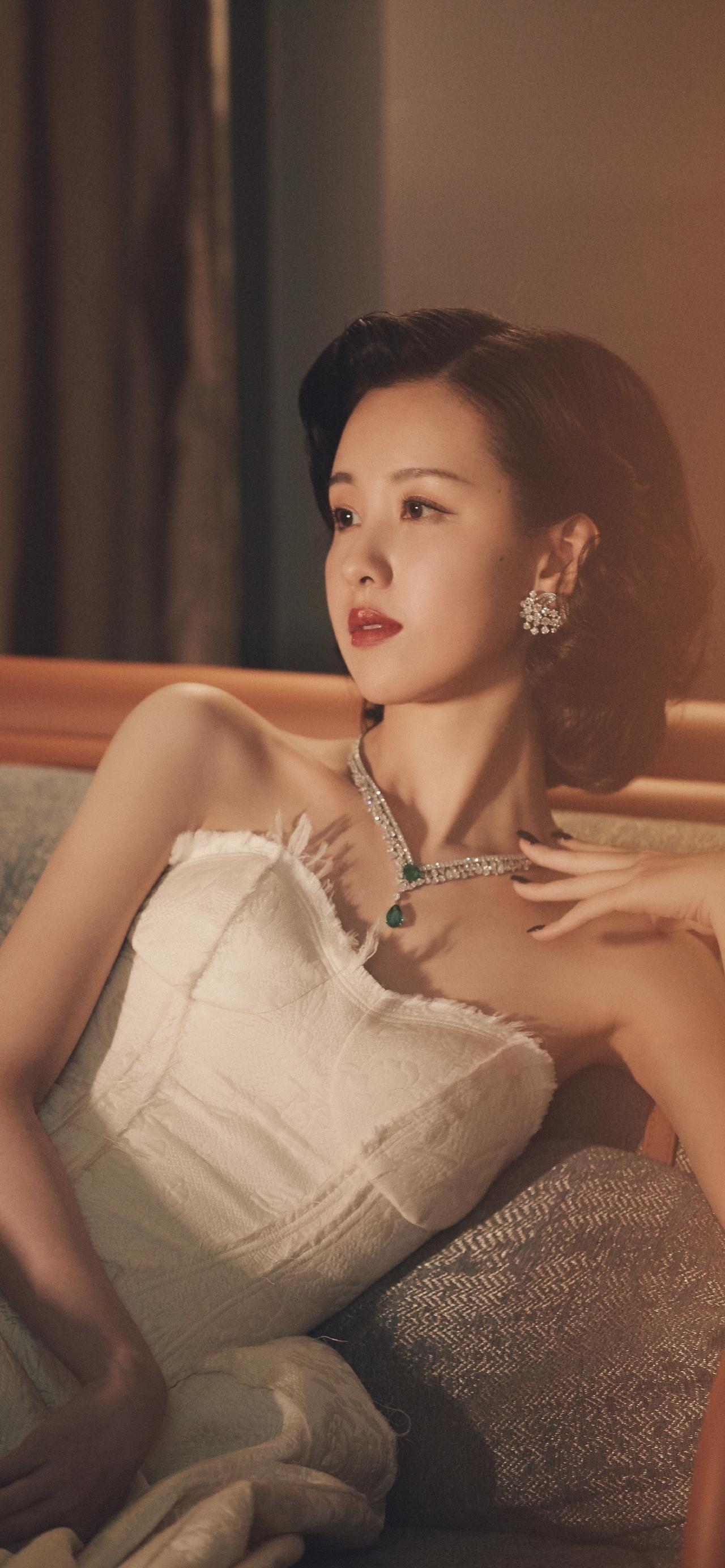 美女壁纸-第5836期-陈都灵