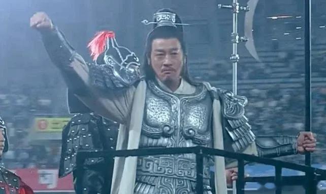 何润东回应没骑马何润东重现项羽经典形象，燃动宿迁足球赛场4月18日晚，2026苏