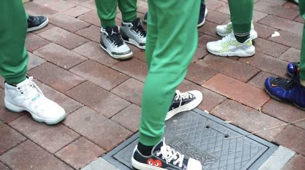 现在的高中生群体有一个怪现象，大家发现了没有？昨天吃完饭去溜达的时候，刚好看见