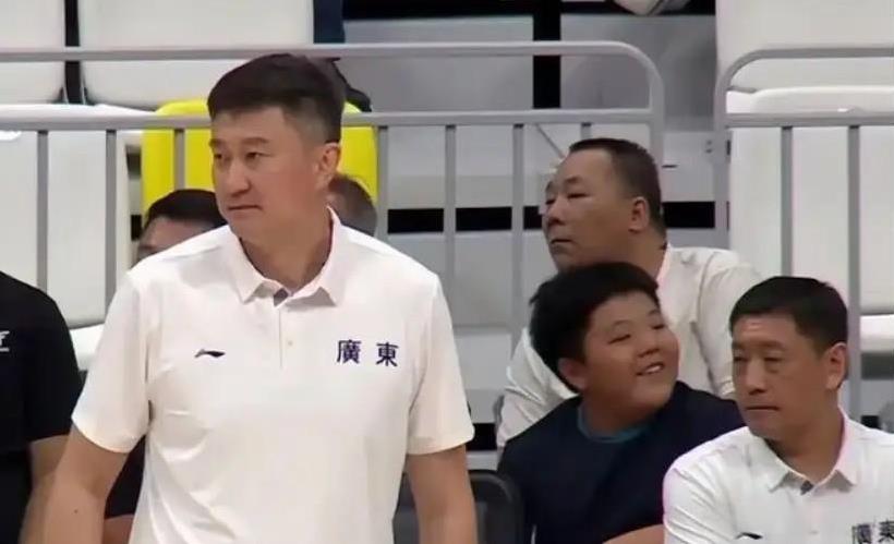 新赛季本土球星大比拼，你觉得CBA联盟五强中本土球星实力最强劲的是哪支球队？1