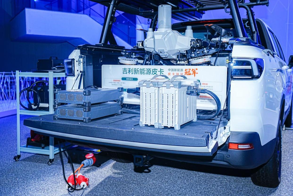 成都车展，吉利雷达带来2026款金刚EV，售价11.98万元起。设计承载超130