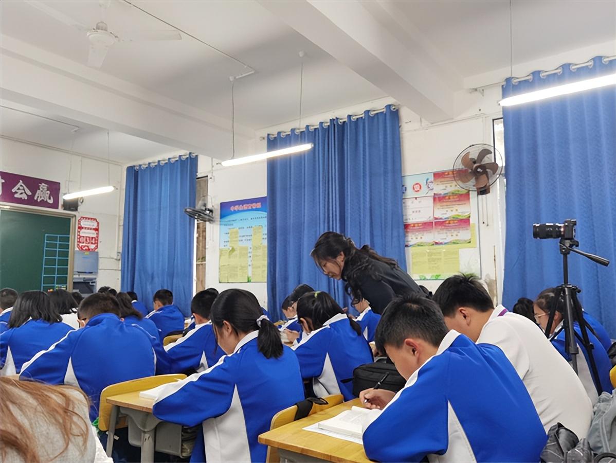 高中不抓这4件事，大学等着被拉开差距！1、物理必须提前啃透，别指望课堂全消化