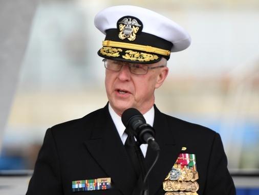 美国海军作战部长达里尔・考德尔公然喊话，要求中国立刻停止建造军舰。消息传开，网友