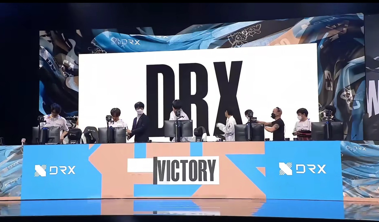 &ldquo;DRX刚拿冠军, 就要被拆散&rdquo;, 俱乐部大吐苦水: 选手想成为自由人