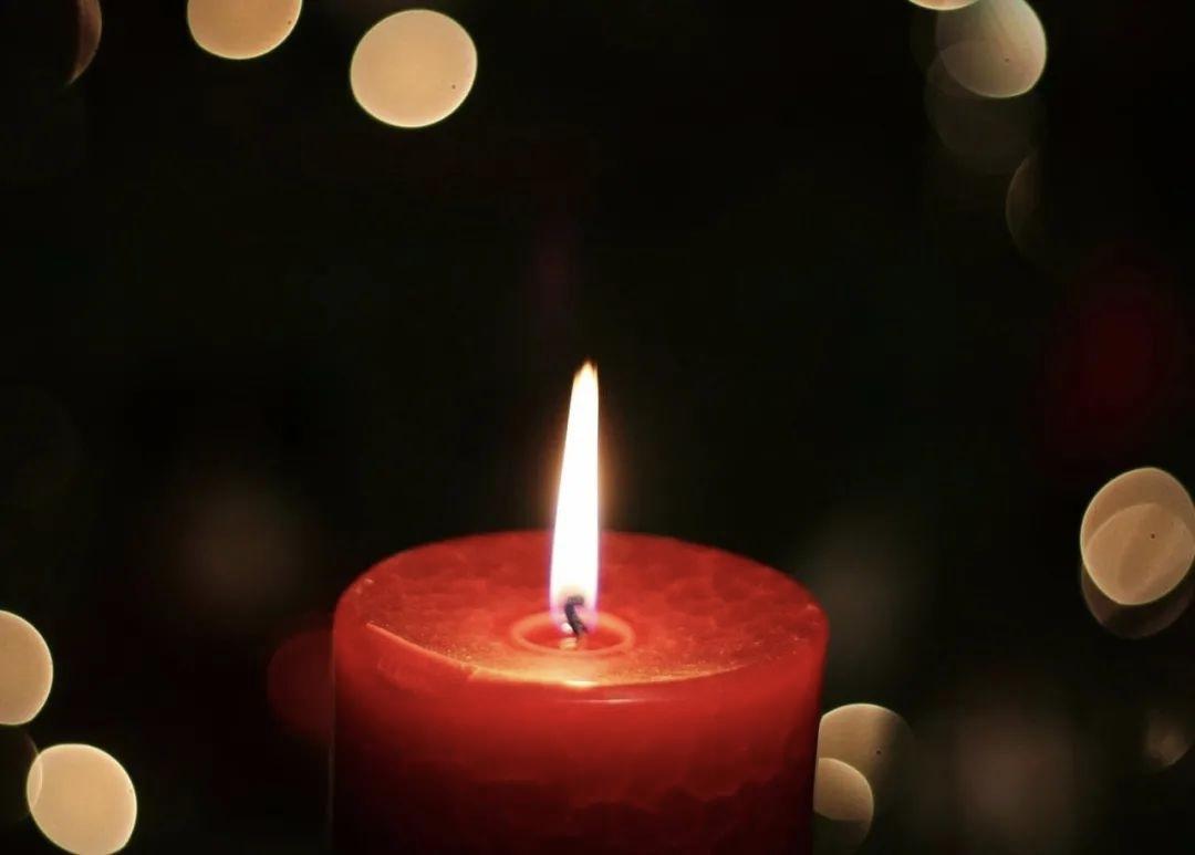 书记还有两年就退休了，不料却意外坠楼，太突然了（详见附图）！就在昨天上午，江西临