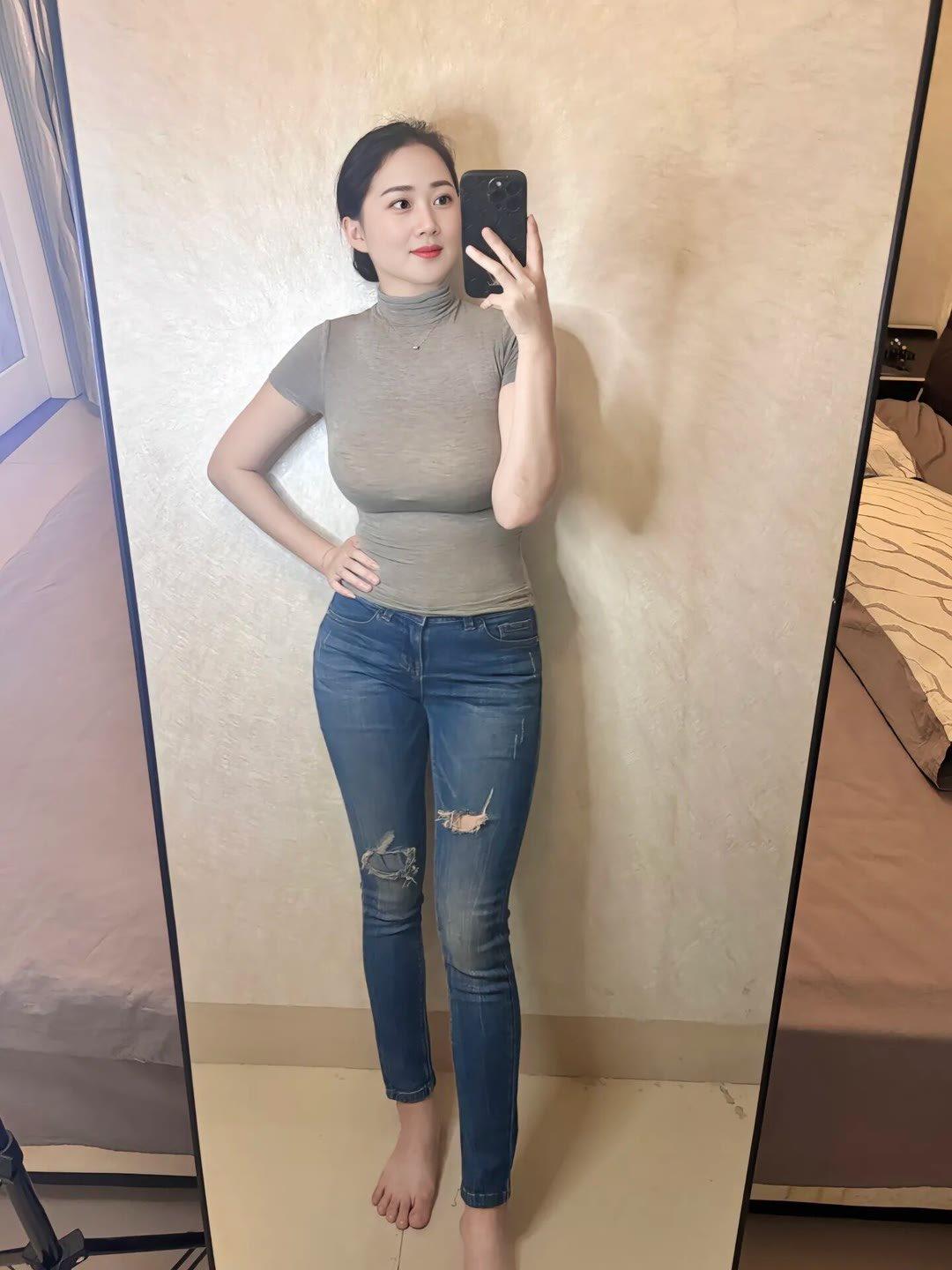 38岁，娇小可人的身姿，小鸟依人的样子女性年龄魅力性感中年少女少女的成熟