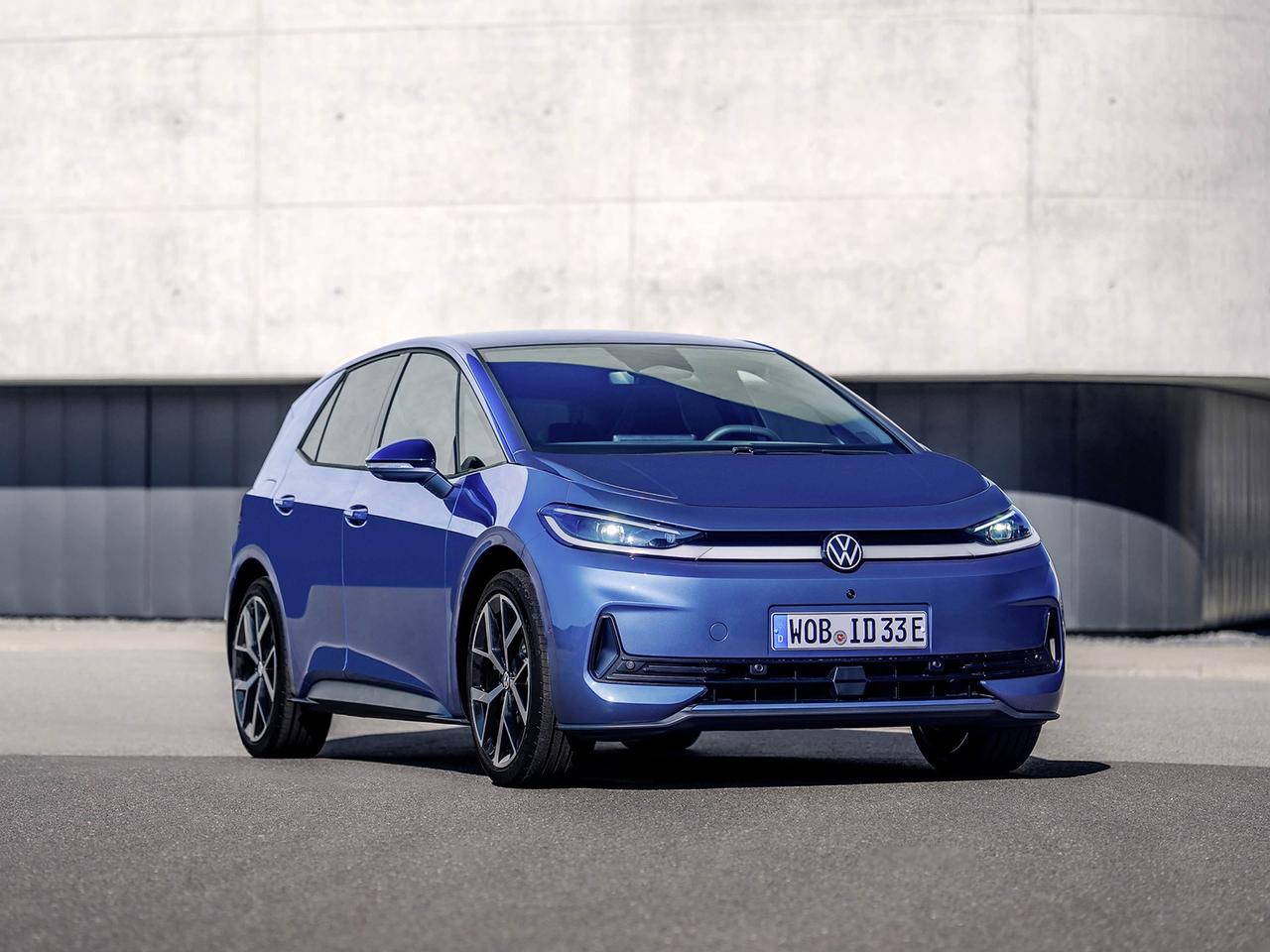 大众全新ID.3NEO官图正式发布，我第一眼就愣住了——这车身线条、短前后