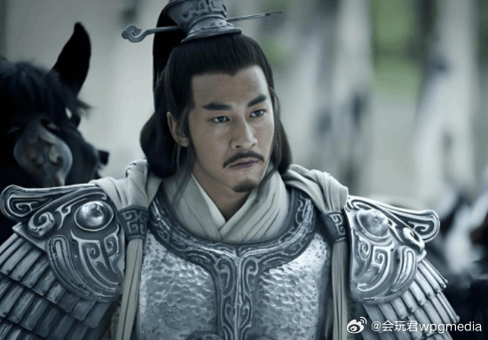 何润东回应不参加综艺：处女座有点精神上的洁癖近日，和颂传媒老板李雪探班何润东，提