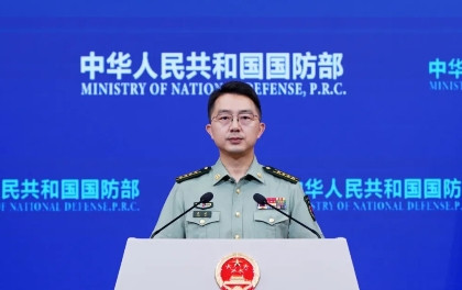 挂五星红旗保平安？外国船只挂中国国旗防袭击，国防部的回应太霸气了近期有媒体报道