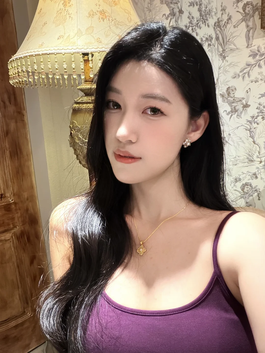 美貌向来不易，气质如此稀缺