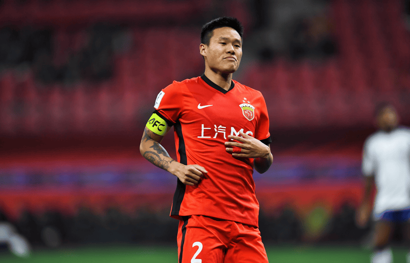 博主: 李昂即将在转会窗口开启后, 正式加盟大连英博