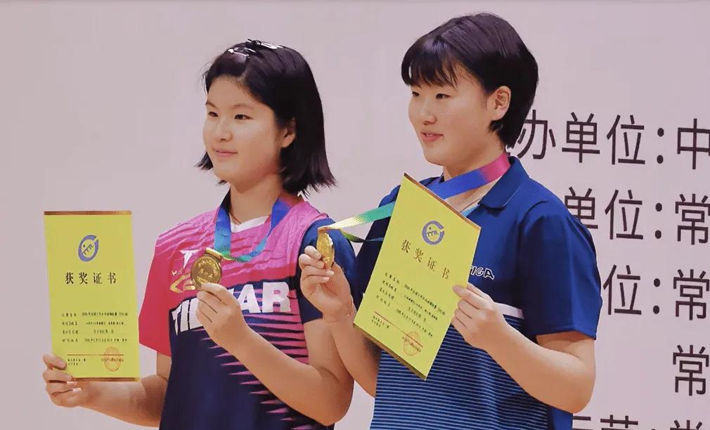 真正正能量来了！陈梦学校出名了！陈梦搞得培训学校，同学姜依依4比1战胜了河北
