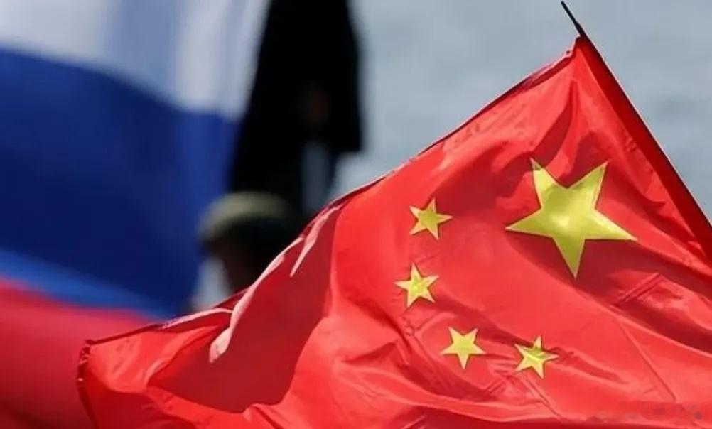 万幸中国没帮俄罗斯，因为美国早就布下了三个陷阱，一个比一个致命，那美国布下的陷阱