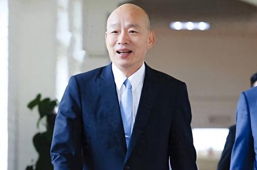 韩国瑜上任满2年，对他是否满意？街头民调结果一面倒海峡导报综合报道台民意机构