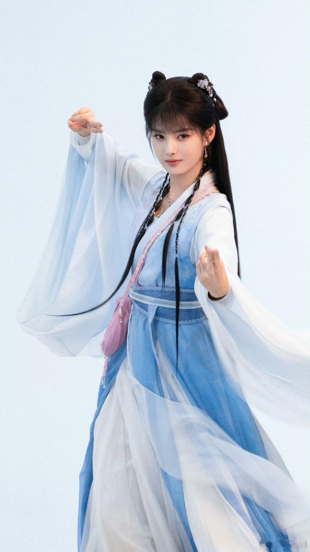 #艾米##夏日highlight时刻##艾米师兄太稳健#阳光，清晨，和你​