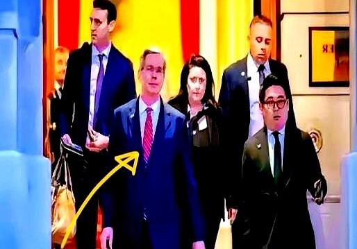 这次是中国不干了，原本美国想要全面放宽芯片限制，换取中国完全放松对稀土的管制，然