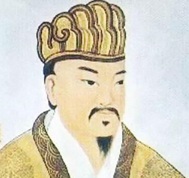 公元88年，汉章帝刘炟驾崩。葬礼上，31岁的窦皇后发现都乡侯刘畅生得俊美，不禁怦
