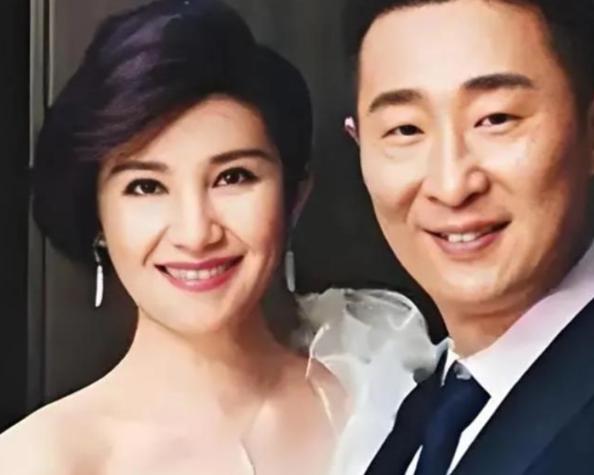 林永健曾跟妻子周冬齐大吵，怒喊："你这副丑相，我瞎了眼才娶你！"周冬齐错愕之后不
