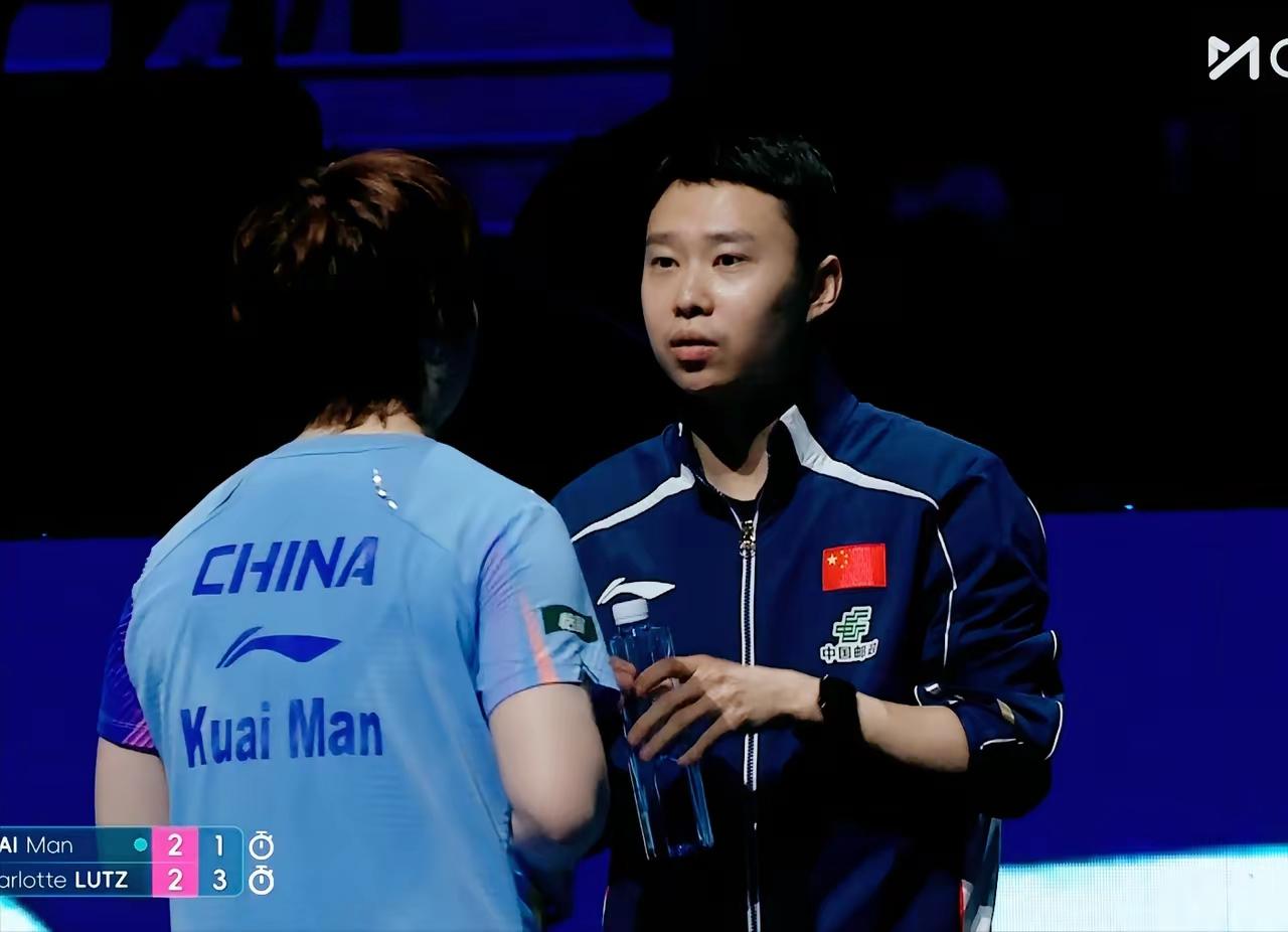 大丫头今天把人吓了一大跳！大丫头首秀虽然取得了开门红，但比赛过程一波三折，着实