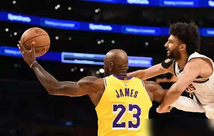 你敢信？41岁勒布朗今晚怼火箭，就要把NBA78年的出场纪录掀翻！今早刚扒完