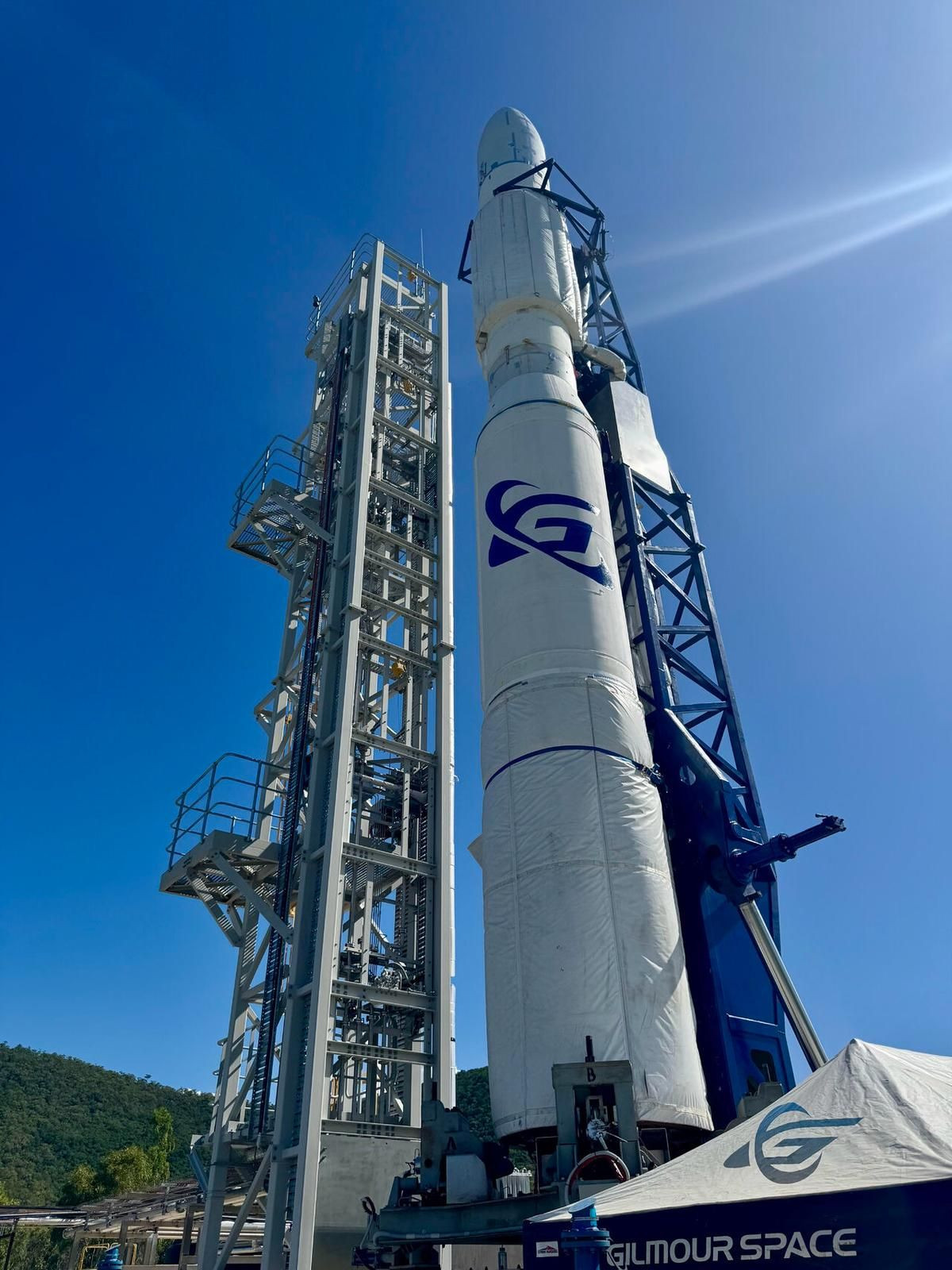 烽火问鼎计划计划明天发射的澳大利亚首枚国产运载火箭阋神星(Eris)，高约2