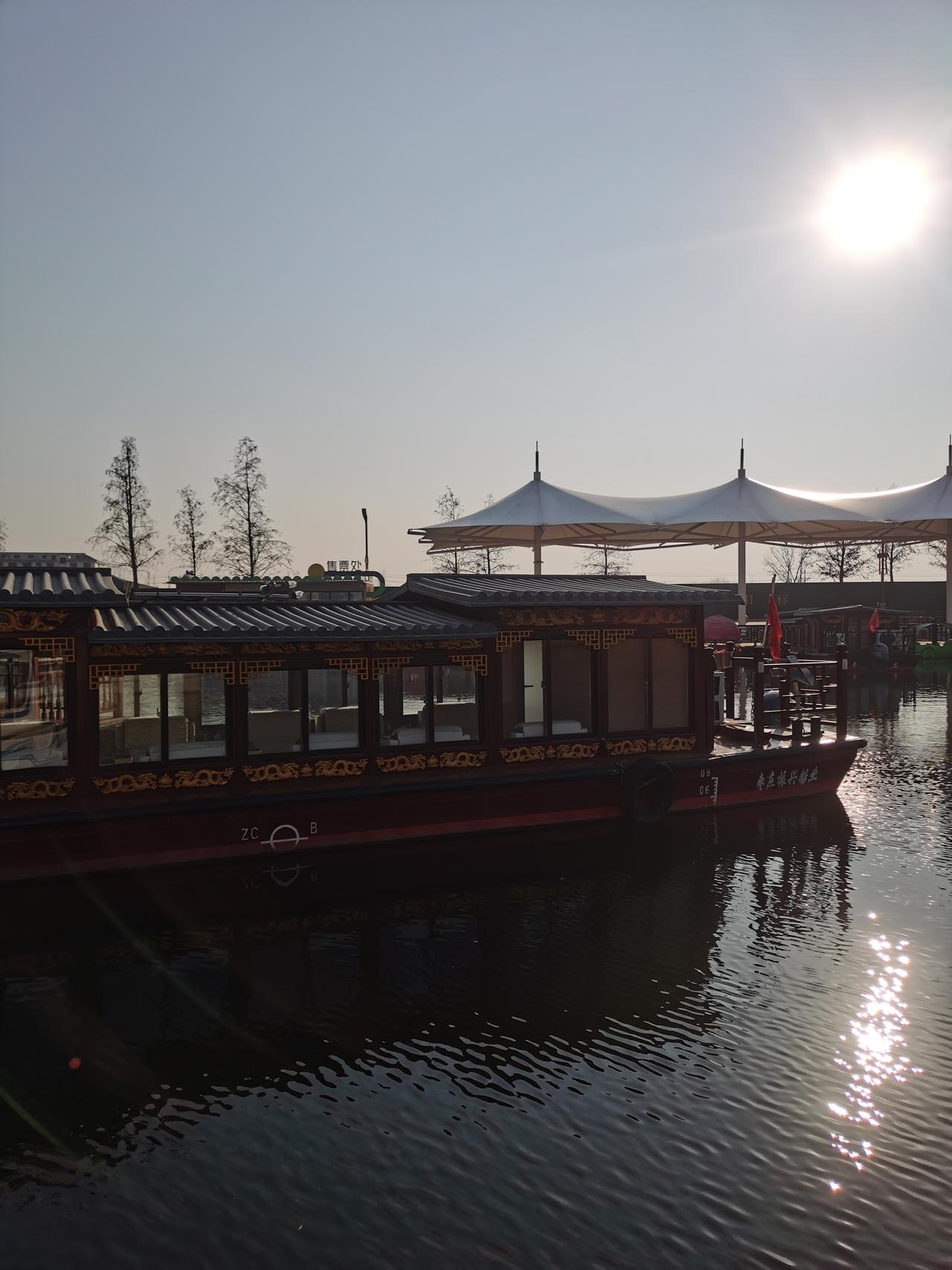 今日运势：乙巳年戊子月戊寅日2026.1.4日鼠：中吉平安顺利牛：注意