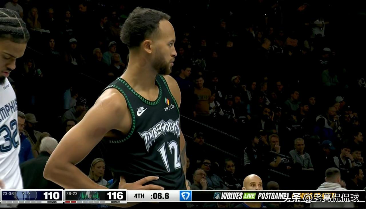 森林狼新援李凯尔真是出工不出力！在今天森林狼主场以117：110战胜灰熊的比赛中