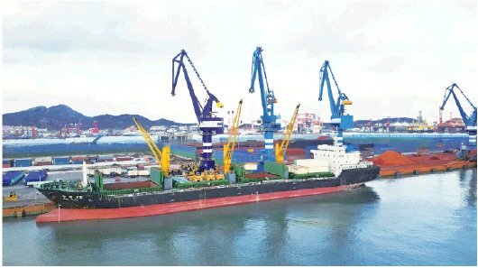 争夺出海枢纽, 山东港口群加码基建