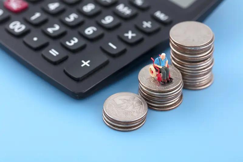 你会自己计算养老金吗退休后能拿多少养老金，自己算一算心里更有数。养老金一般由基