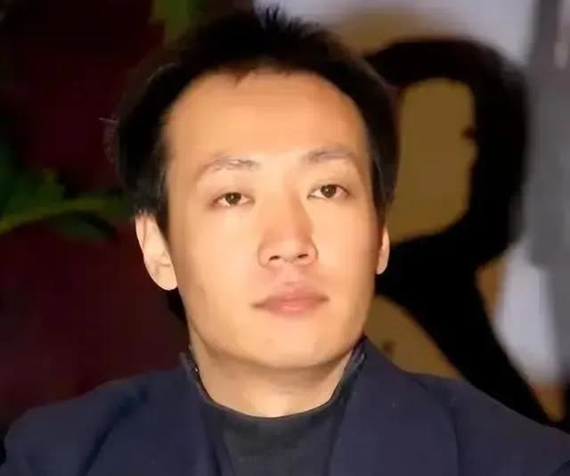 被辛柏青的发言惊到了北电开幕式上，辛柏青面对媒体坦言：“演话剧才是我的本