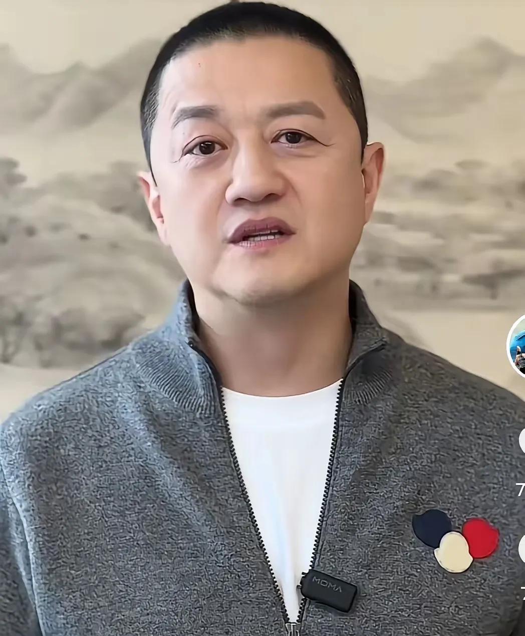 有一点可以肯定，李亚鹏再善良，王菲也瞧不上他了，三个特点很醒目，第一条溢于言表。