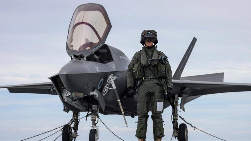 泽连斯基的救星来了？英国要求，欧洲廉联军集体出动，F-35隐身战机，台风战机，保