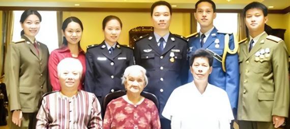 16岁流浪女孩做保姆，深得雇主一家喜爱，两年后，雇主对她说:“从明天开始你不用照