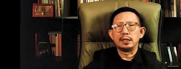 丁太升又开口了。张碧晨淘汰第二天，他说了一句：“这次不是编曲的问题，是她四期以来