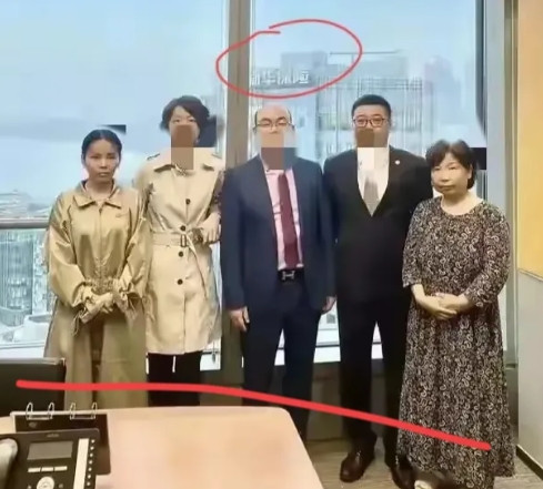 2021年3月15日，许敏觉得姚策不靠谱，可能涉及偷换，她委托亲友报案，问能不能